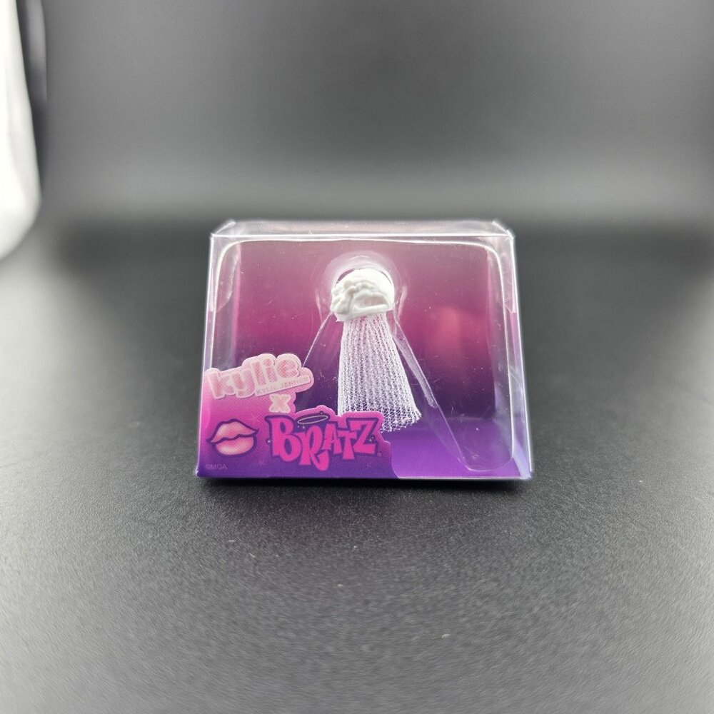 MGA Entertainment Mini‎ Bratz x Kylie Jenner 2023 Collectible Figures Cap NEW